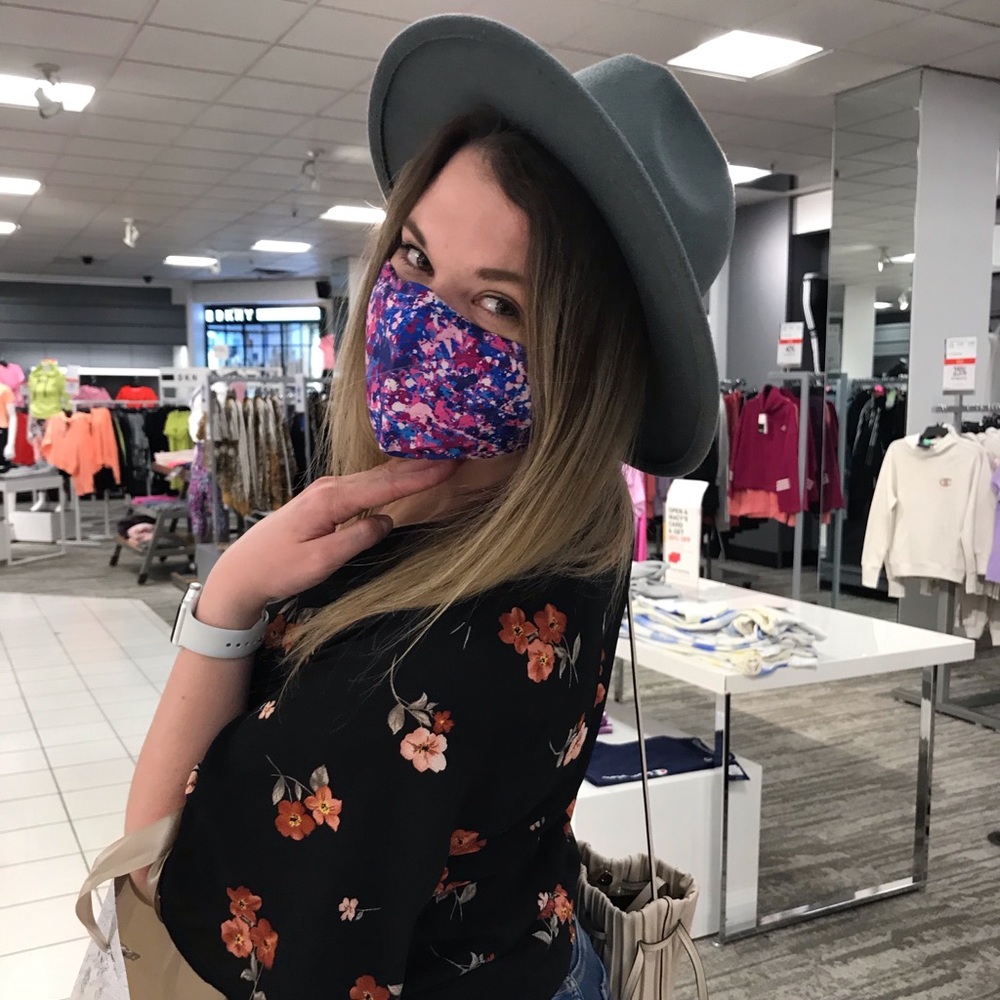 Meet your Posher, Dani